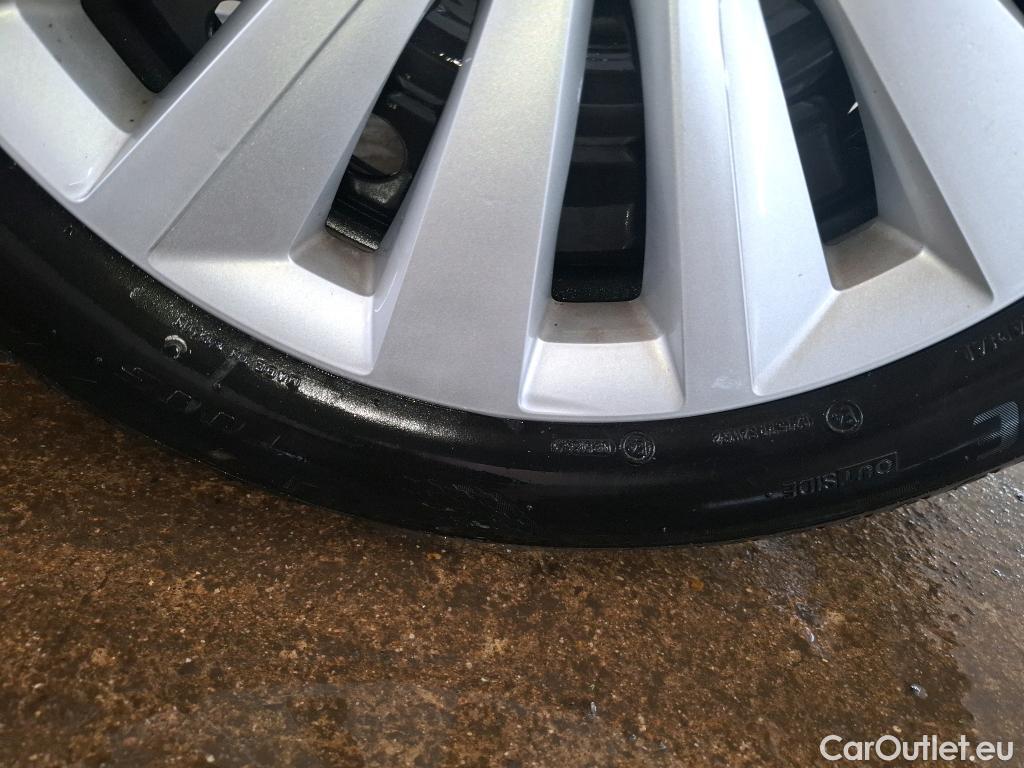  Nissan  Micra  / 2016 / 5P / Berline IG-T 92 Business Edition / TRANSFO VP/VF #33