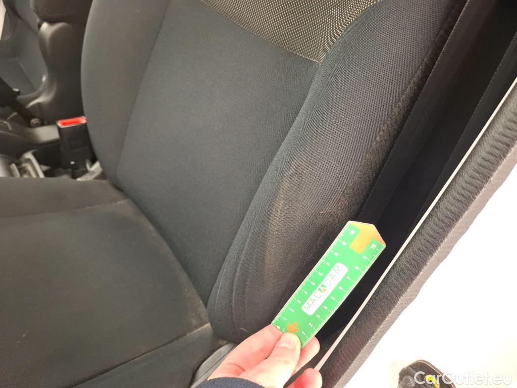  Nissan  NV200 NISSAN e- / 2009 / 4P / Fourgon tôlé 40kWh 109ch Optima Electrique #48