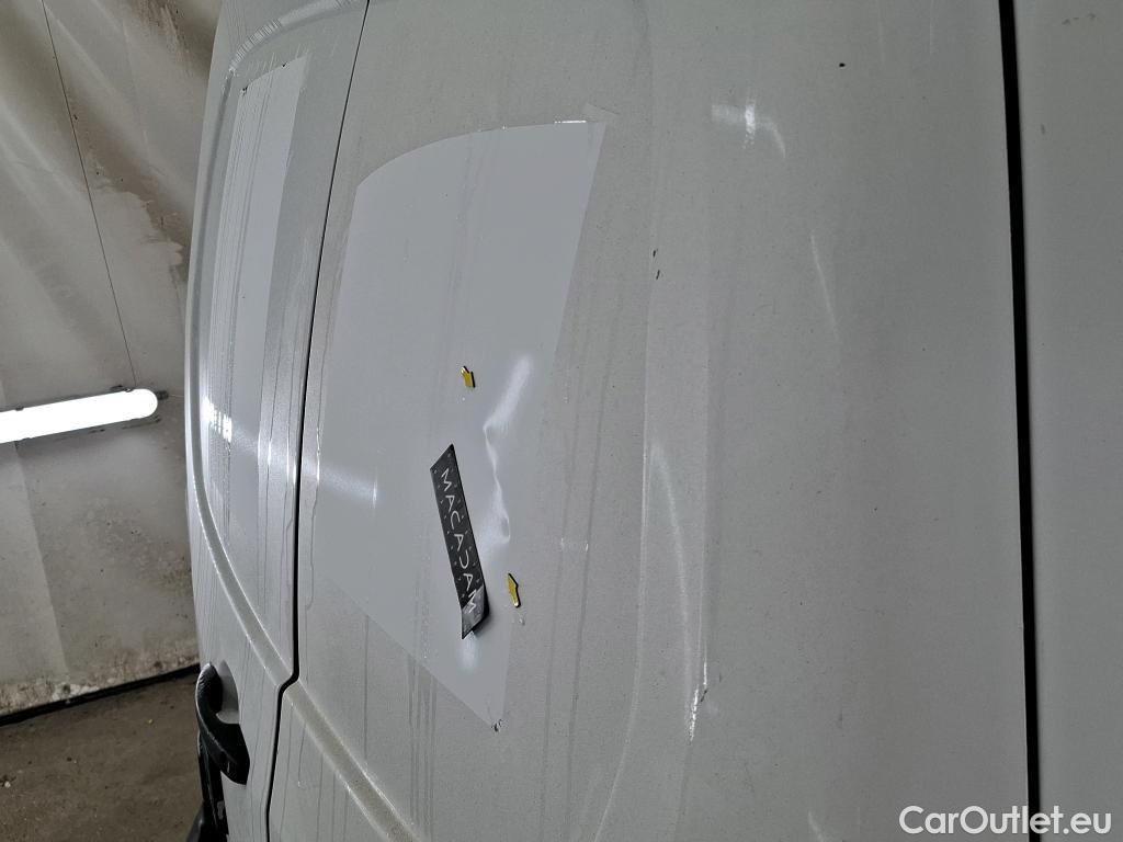  Opel  Combo OPEL  / 2018 / 4P / Fourgonnette 1.5 diesel 100chL1H1/stand CARGO PACK C #12