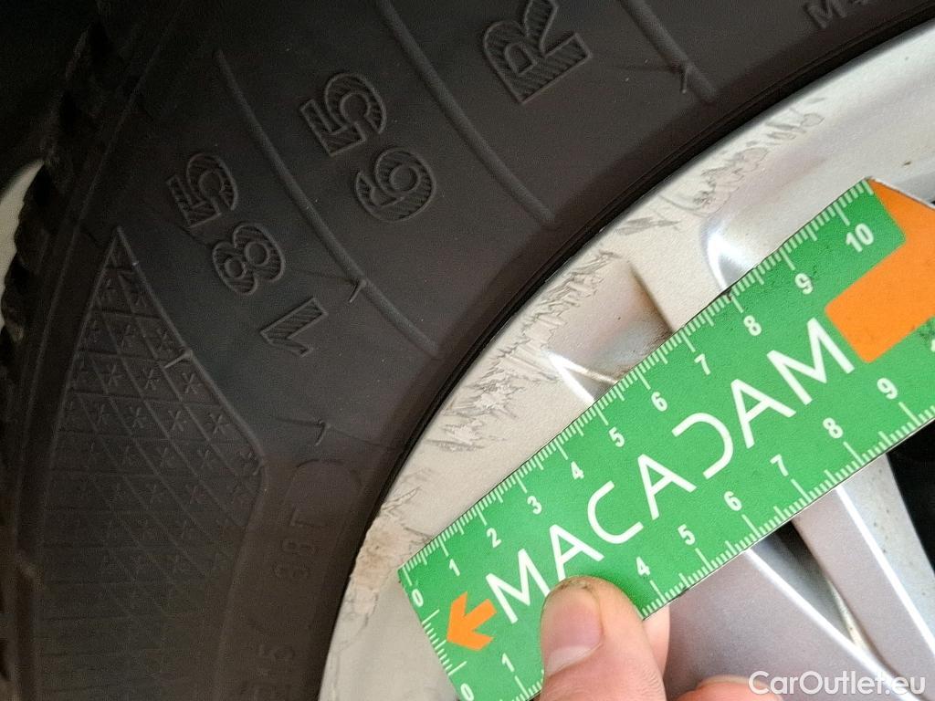  Peugeot  208  Affaire Premium 1.5 HDi 100CV BVM5 E6dT #60