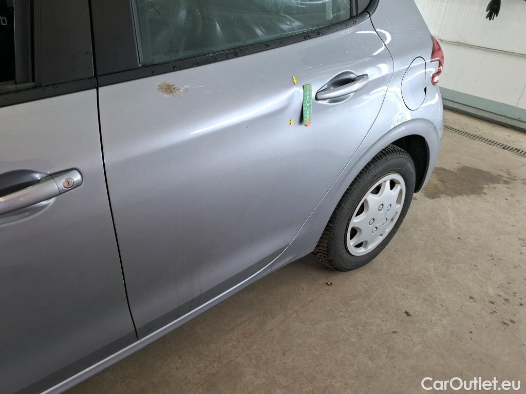  Peugeot  208  Affaire Premium 1.5 HDi 100CV BVM5 E6dT #18