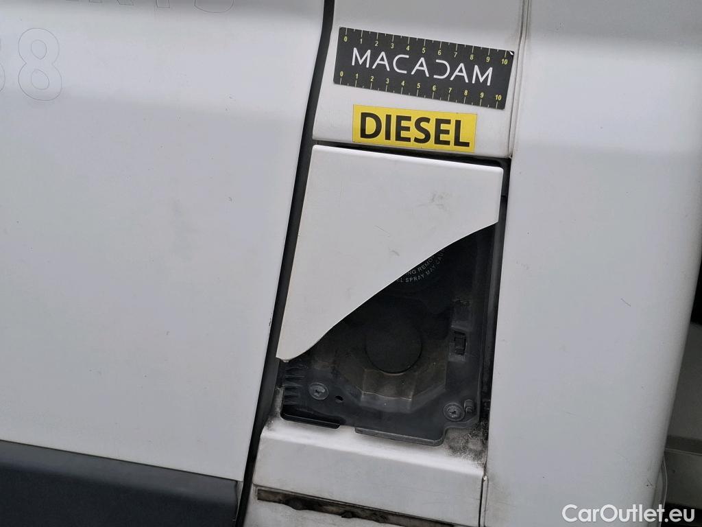  Fiat  Ducato FIAT  SC VU 2p Châssis cabine 35 L 23 Multijet 130 Pack Pro Nav #37