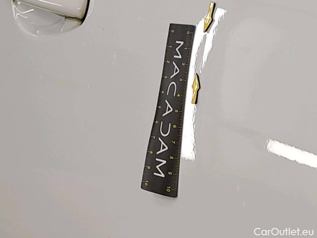  Peugeot  208  Affaire Premium Pack 1.6 HDi 75CV BVM5 E6 #4