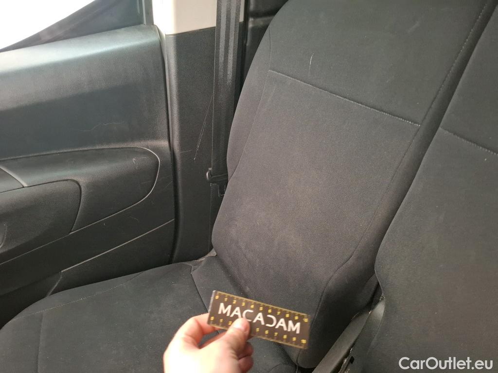  Opel  Combo OPEL  / 2018 / 4P / Fourgonnette 1.5 diesel 100chL1H1/stand CARGO PACK C #43