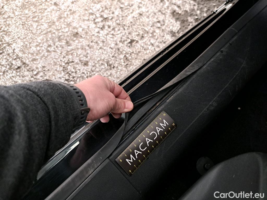  Peugeot  208 PEUGEOT  Affaire VU 5p Berline BlueHDi 100 S&S PREMIUM PACK #4