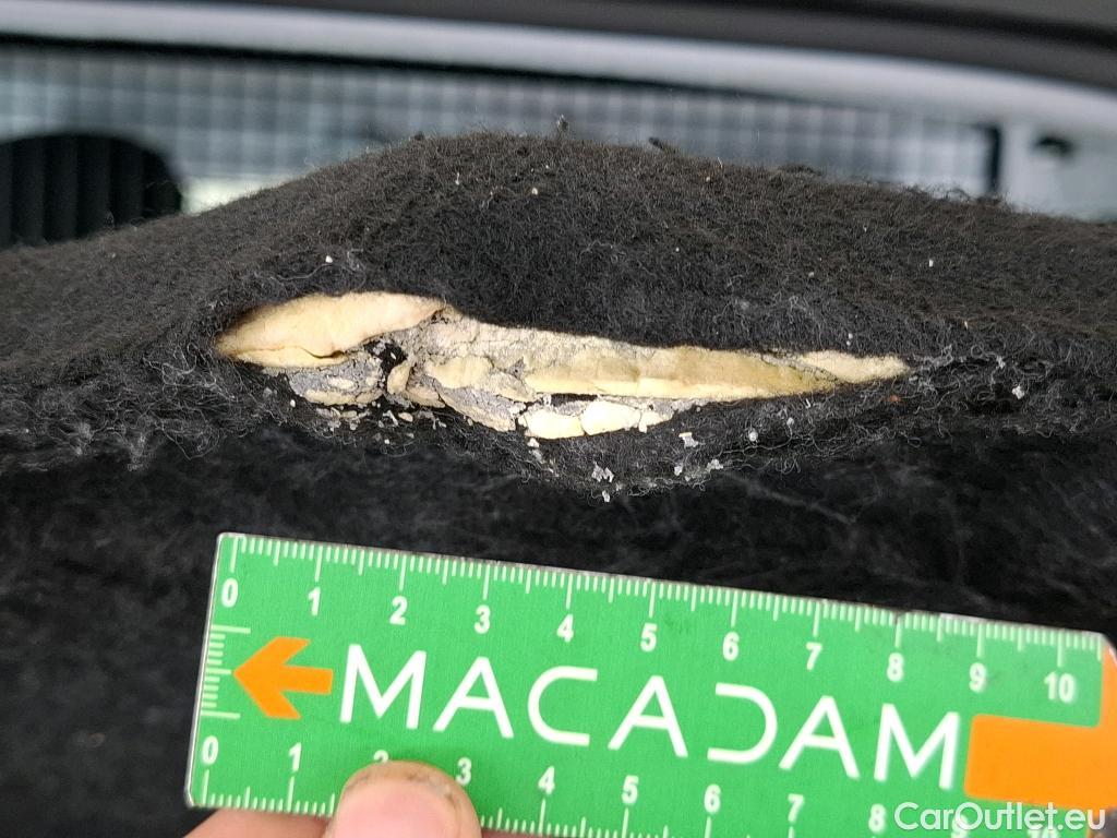  Peugeot  208  Affaire Premium 1.5 HDi 100CV BVM5 E6dT #39