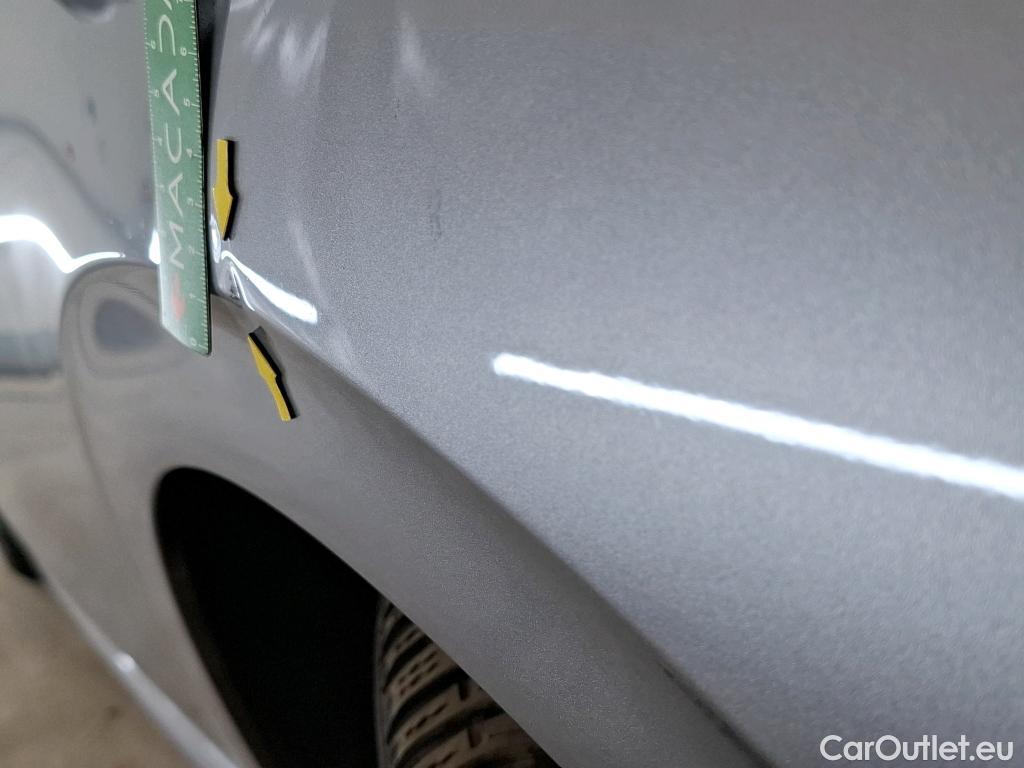  Peugeot  208  Affaire Premium 1.5 HDi 100CV BVM5 E6dT #44