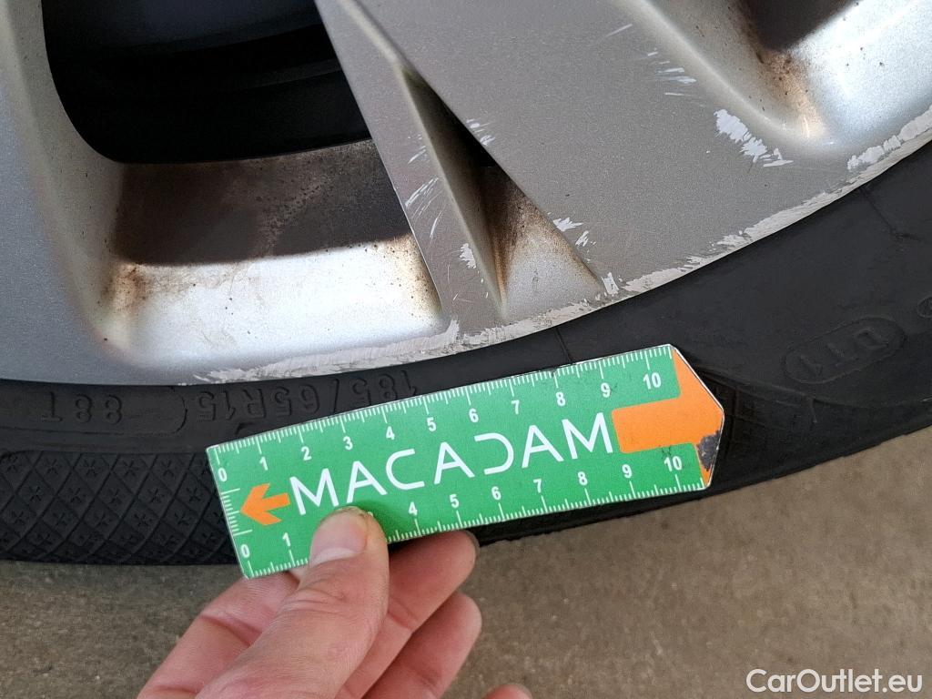  Peugeot  208  Affaire Premium 1.5 HDi 100CV BVM5 E6dT #66