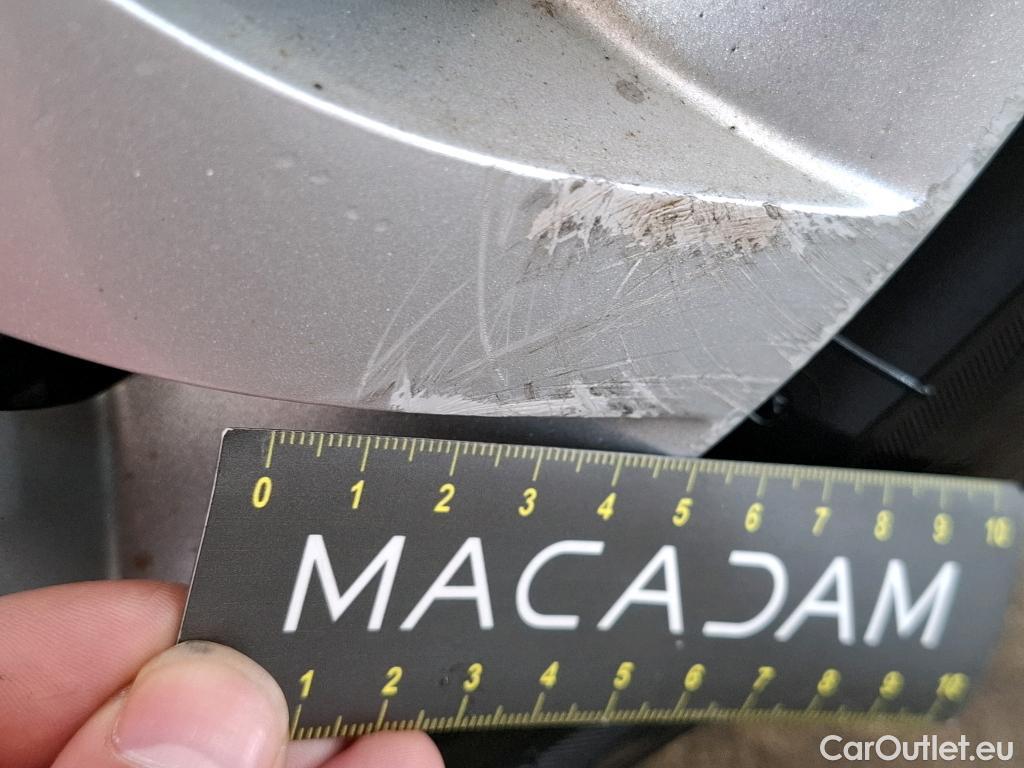  Renault  Clio RENAULT  Société VU 5p Berline Air MédiaNav Energy dCi 75 #99