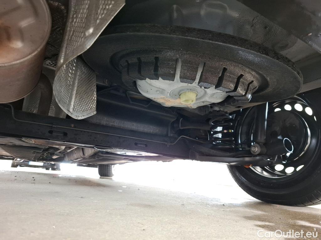  Renault  Clio RENAULT  Société VU 5p Berline Air MédiaNav Energy dCi 75 #47