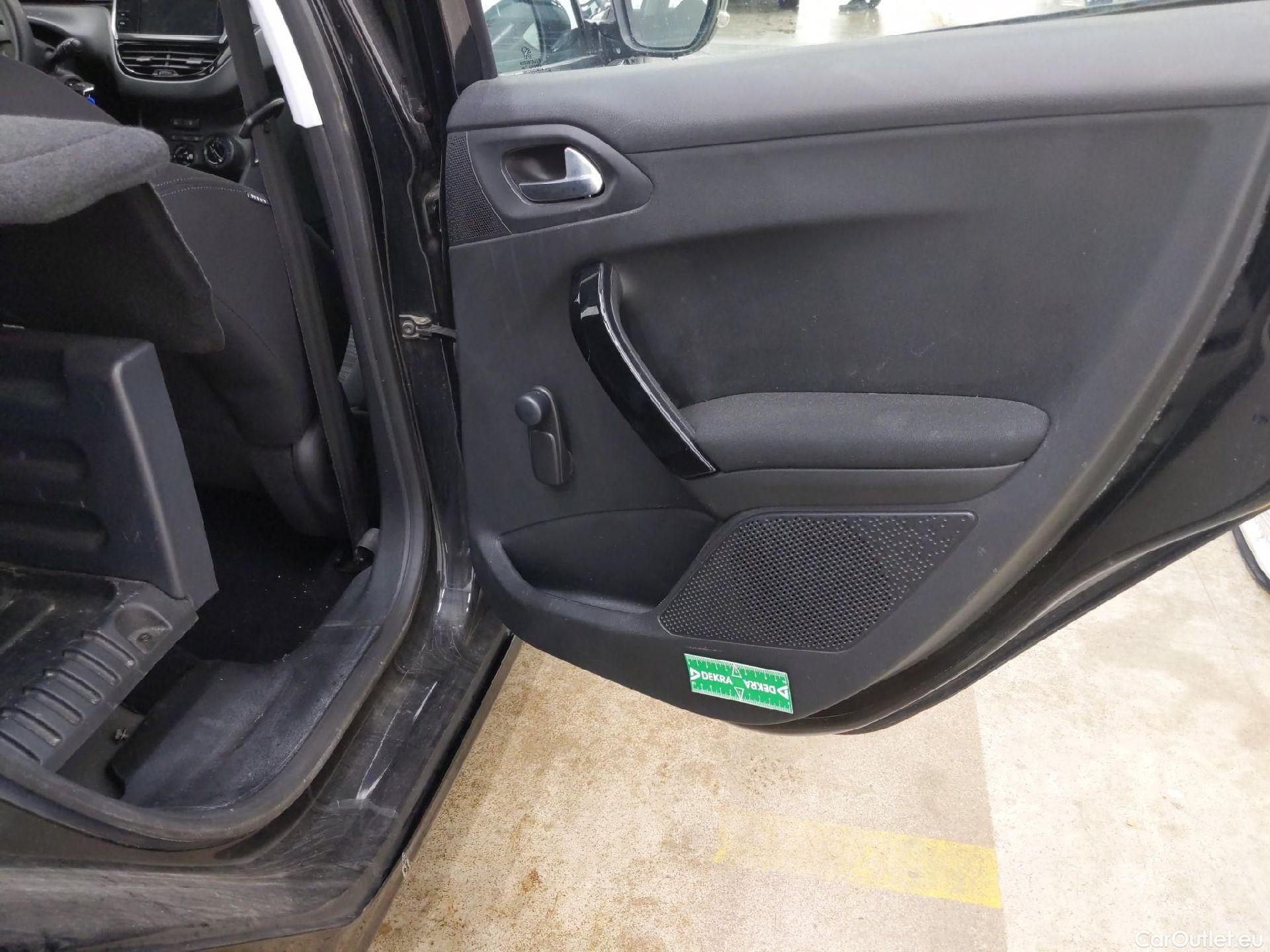  Peugeot  208  Affaire Premium Pack 1.5 HDi 100CV BVM6 E6dT #45