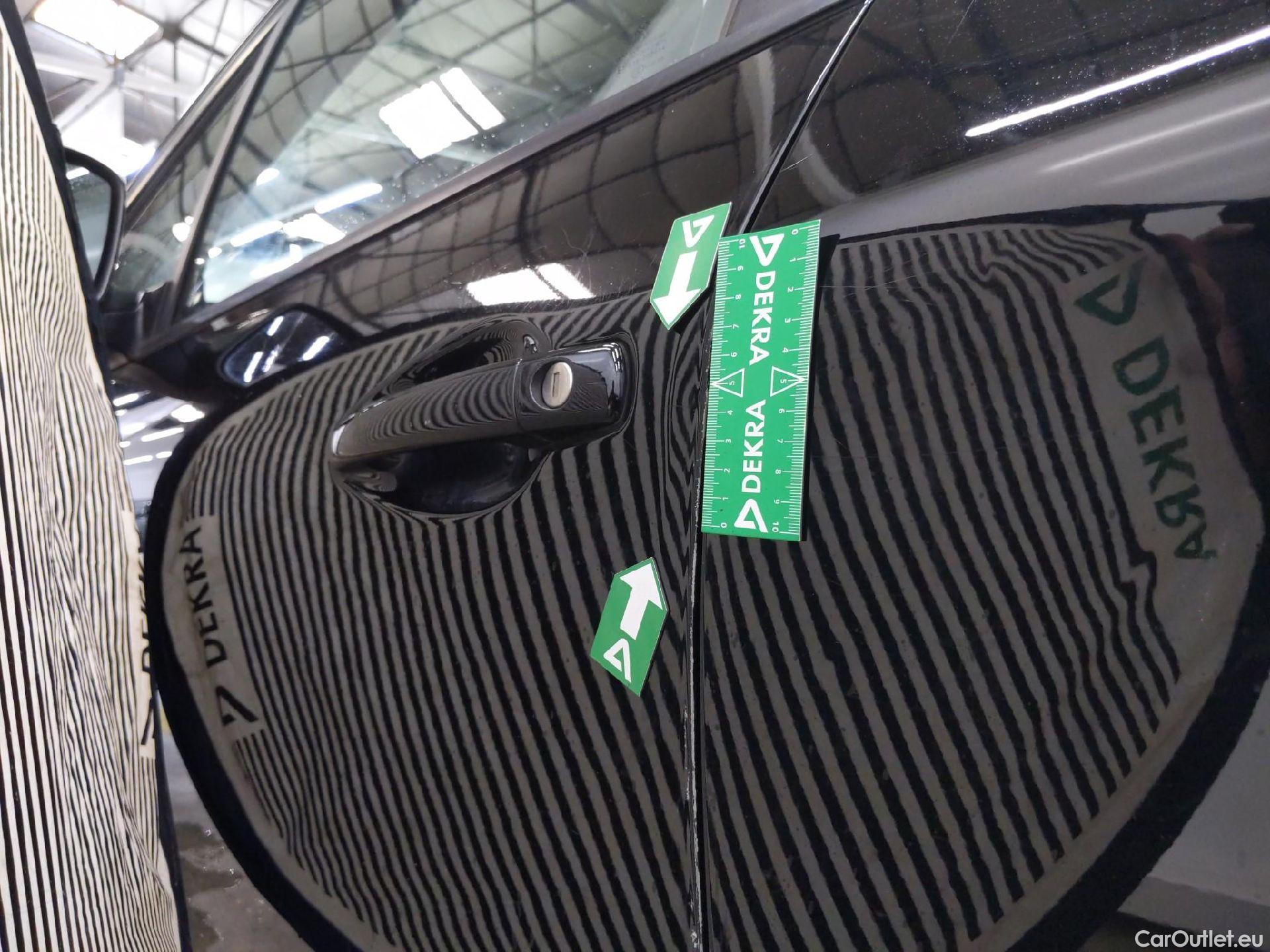  Peugeot  208  Affaire Premium Pack 1.5 HDi 100CV BVM6 E6dT #19