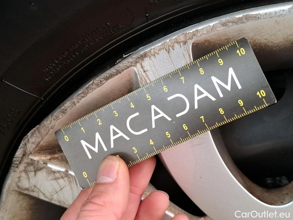  Renault  Clio RENAULT  Société VU 5p Berline Air MédiaNav Energy dCi 75 #86