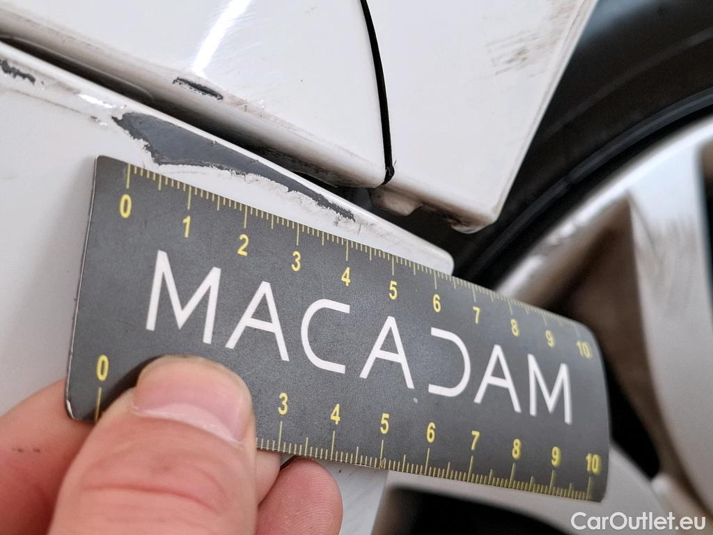  Renault  Clio RENAULT  Société VU 5p Berline Air MédiaNav Energy dCi 75 #28