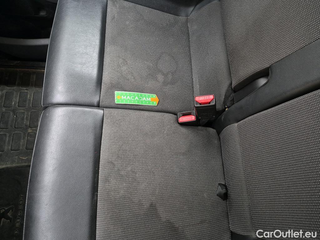  Peugeot  Expert  Fourgon Premium Compact 1.5 HDi 120CV BVM6 E6dT #56