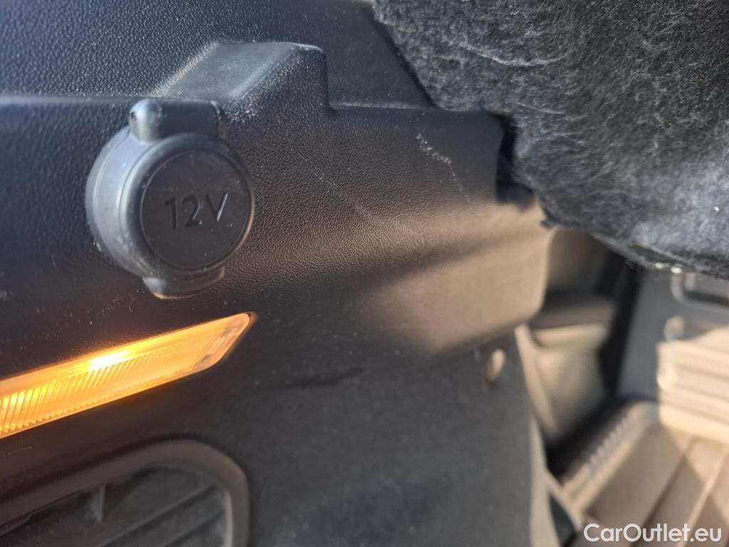  Peugeot  208  Affaire Premium 1.5 HDi 100CV BVM5 E6dT #72