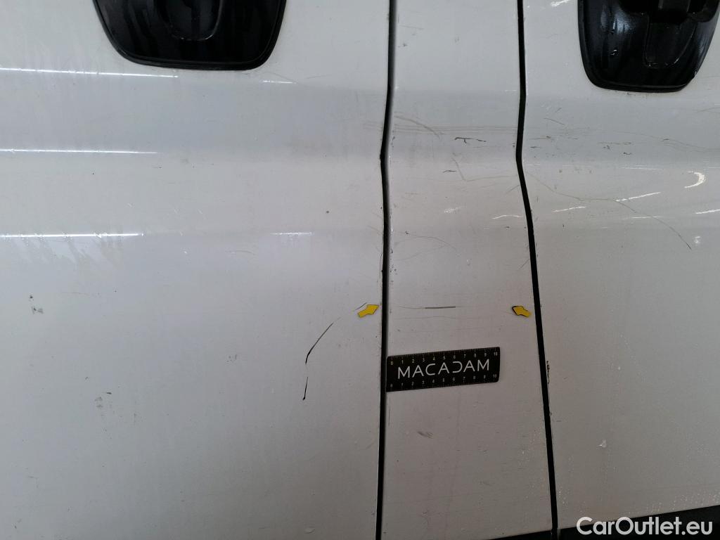  Peugeot  Boxer PEUGEOT  / 2014 / 4P / Fourgon tôlé &2.0 BLUEHDI 110 PREMIUM 330 L2H2 #17