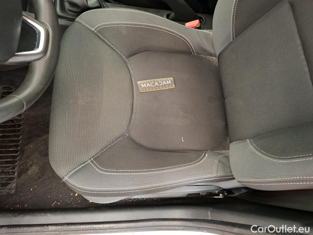  Renault  Clio RENAULT  Société VU 5p Berline Air MédiaNav Energy dCi 75 #65