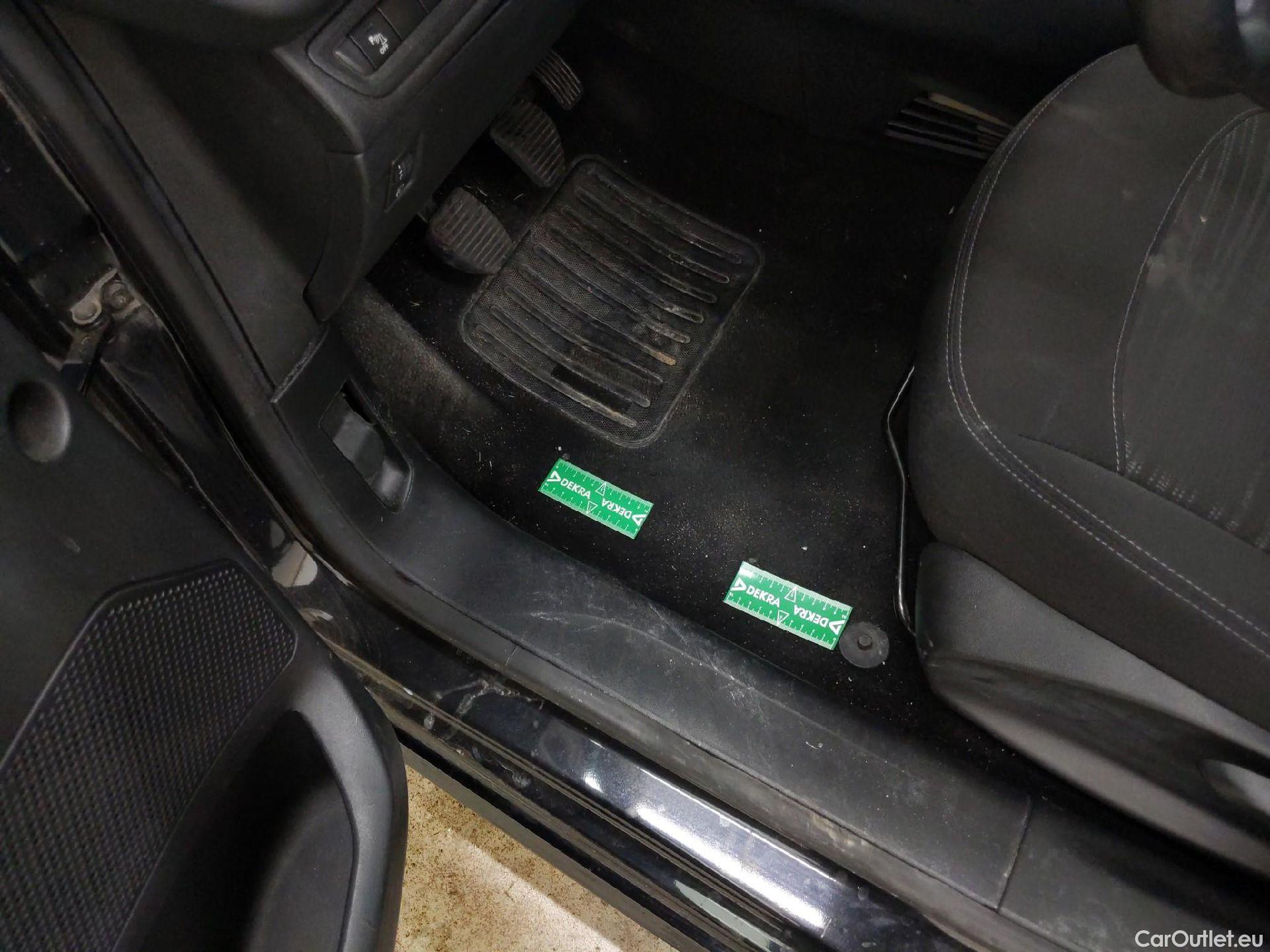  Peugeot  208  Affaire Premium Pack 1.5 HDi 100CV BVM6 E6dT #30