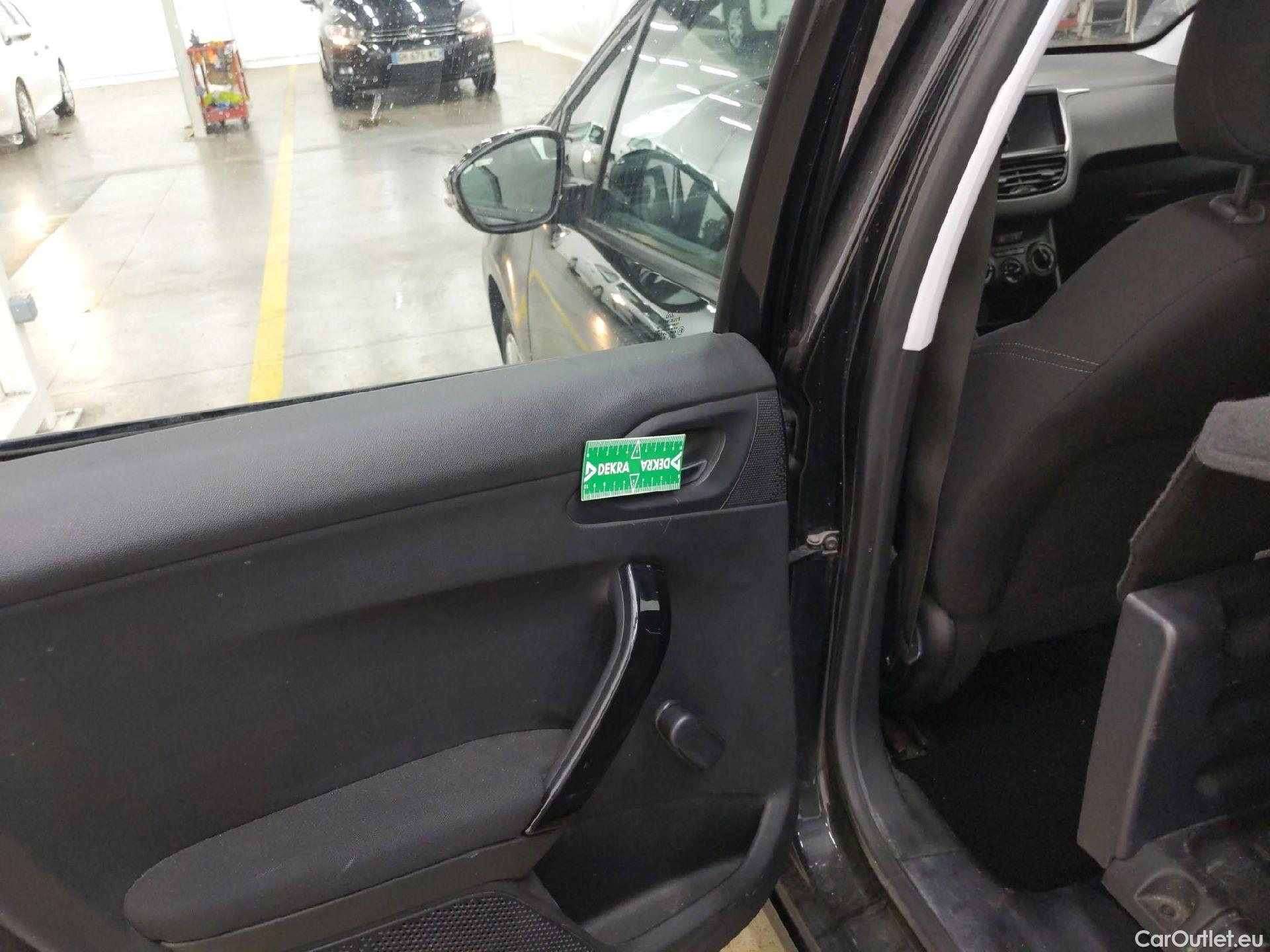  Peugeot  208  Affaire Premium Pack 1.5 HDi 100CV BVM6 E6dT #36