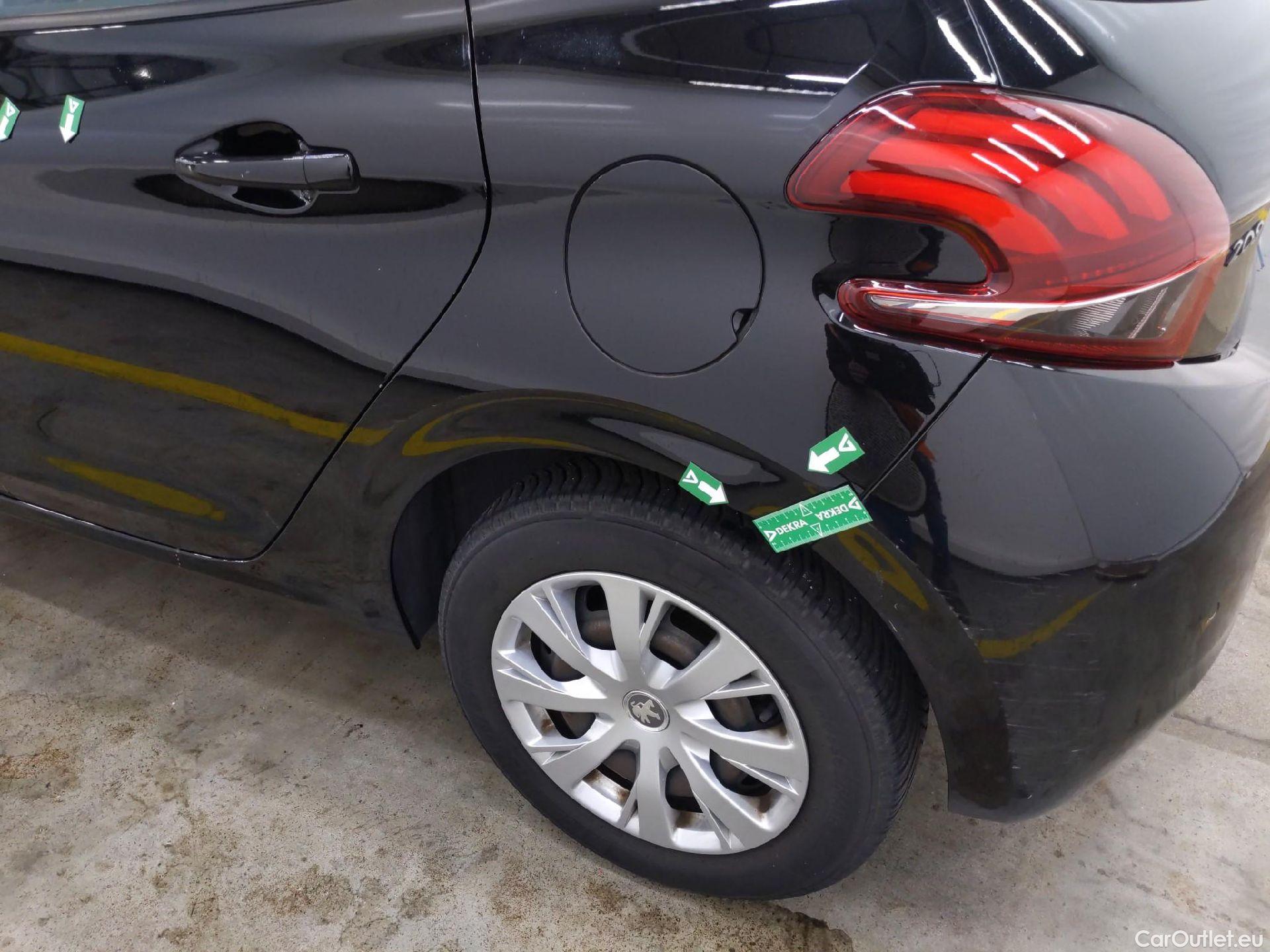  Peugeot  208  Affaire Premium Pack 1.5 HDi 100CV BVM6 E6dT #26