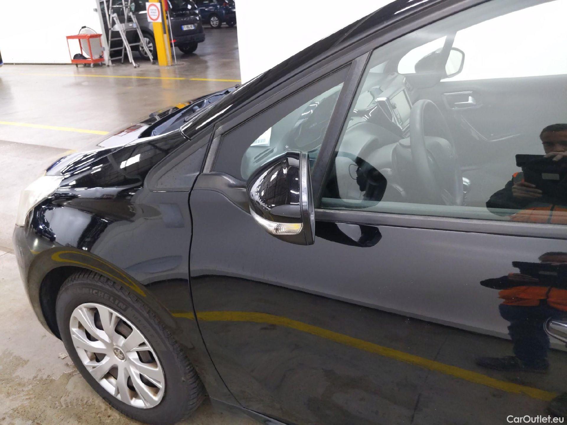  Peugeot  208  Affaire Premium Pack 1.5 HDi 100CV BVM6 E6dT #28