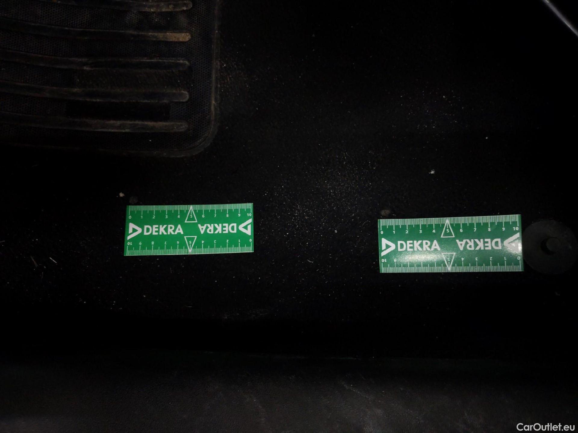  Peugeot  208  Affaire Premium Pack 1.5 HDi 100CV BVM6 E6dT #31