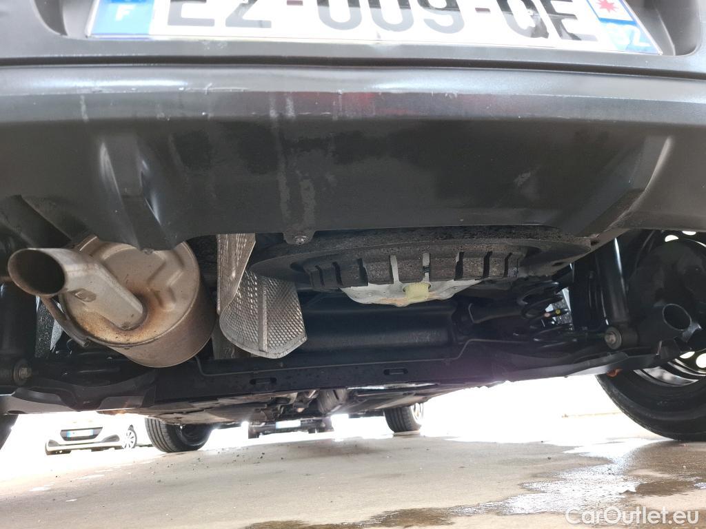  Renault  Clio RENAULT  Société VU 5p Berline Air MédiaNav Energy dCi 75 #46