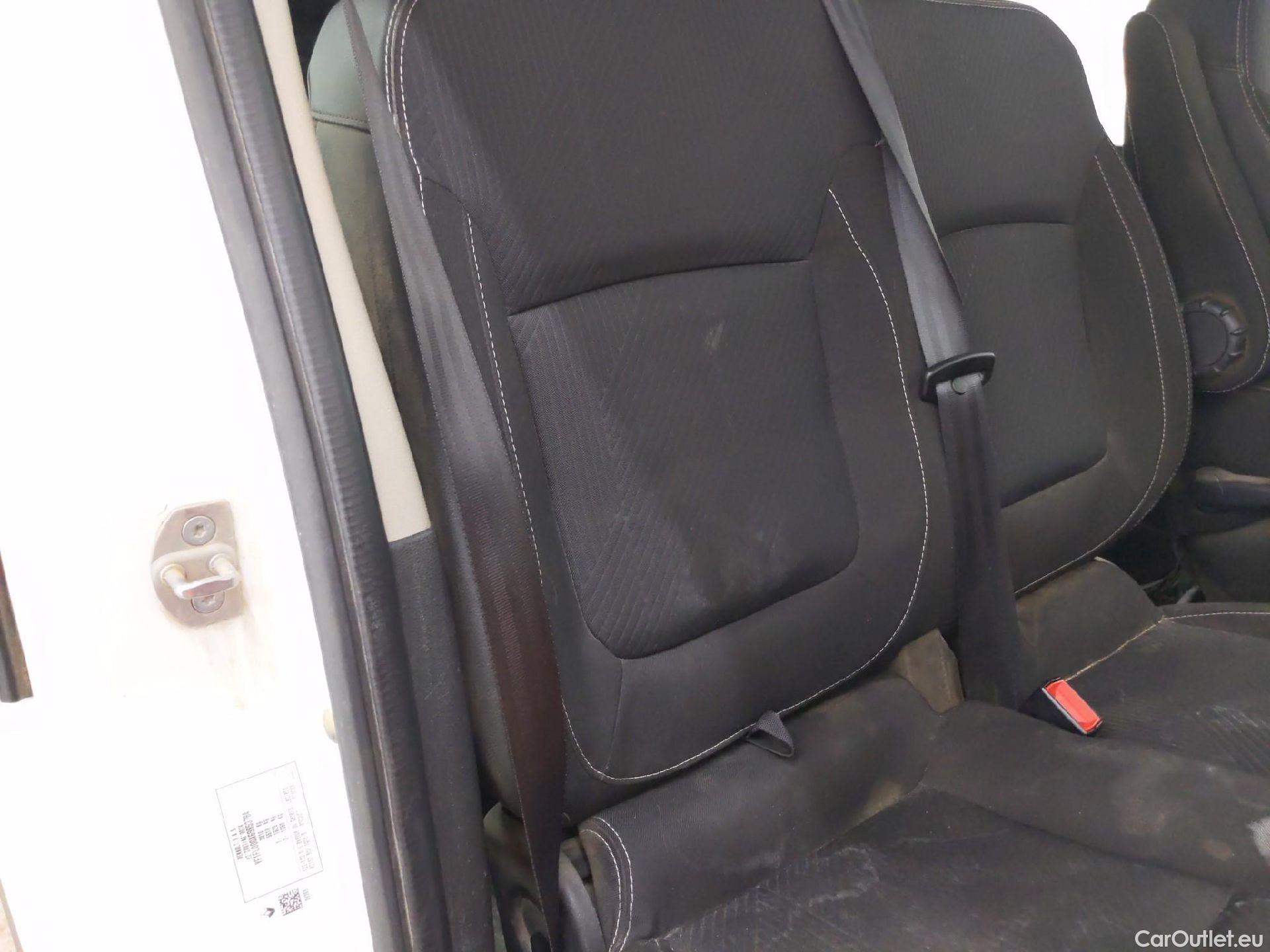  Renault  Trafic RENAULT  / 2021 / 4P / Fourgon tôlé CA GCF L1H1 3T Blue dCi 130 #29