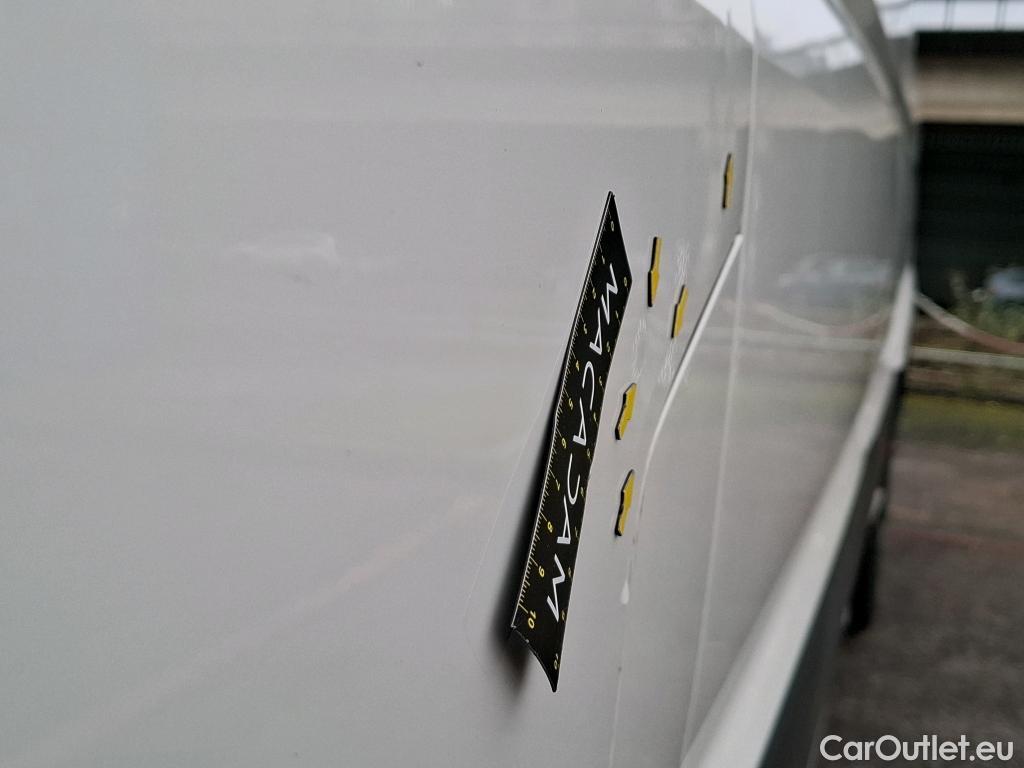  Volkswagen  Crafter VOLKSWAGEN  / 2017 / 4P / Fourgon tôlé 2.0 TDI 140 35 L4H3 Procab Business Line #63