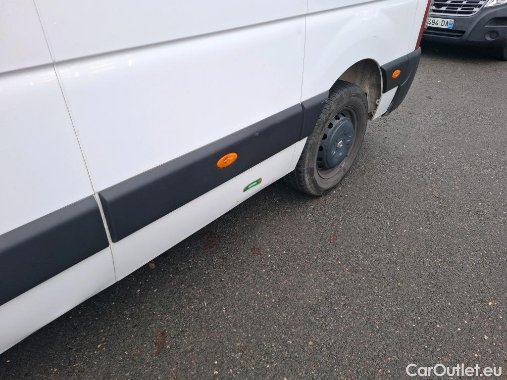  Renault  Master  III Fourgon L3H2 3 5 Grand Confort dCi 135CV BVM6 E6dT #18