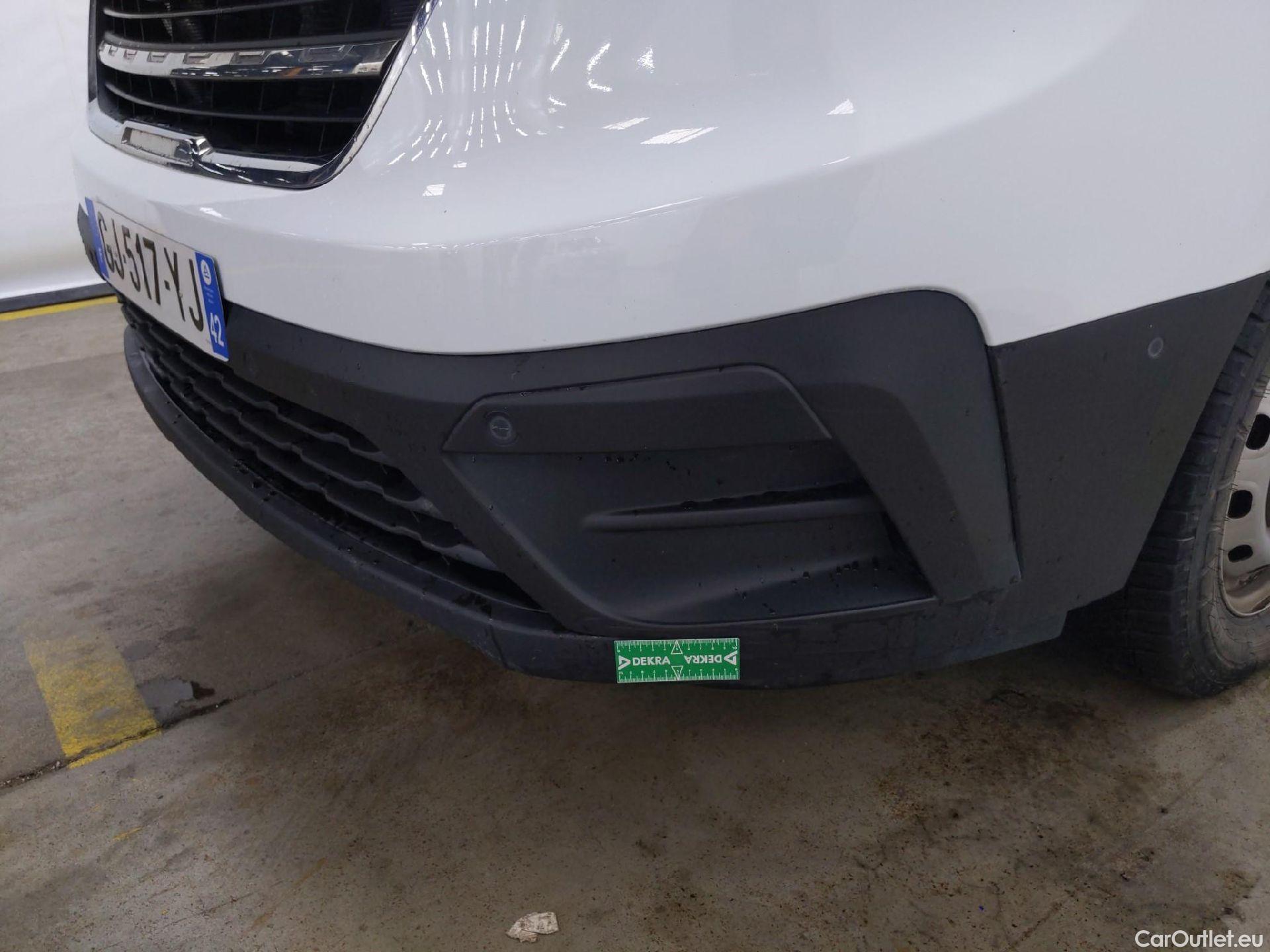  Renault  Trafic RENAULT  / 2021 / 4P / Fourgon tôlé CA GCF L1H1 3T Blue dCi 130 #4