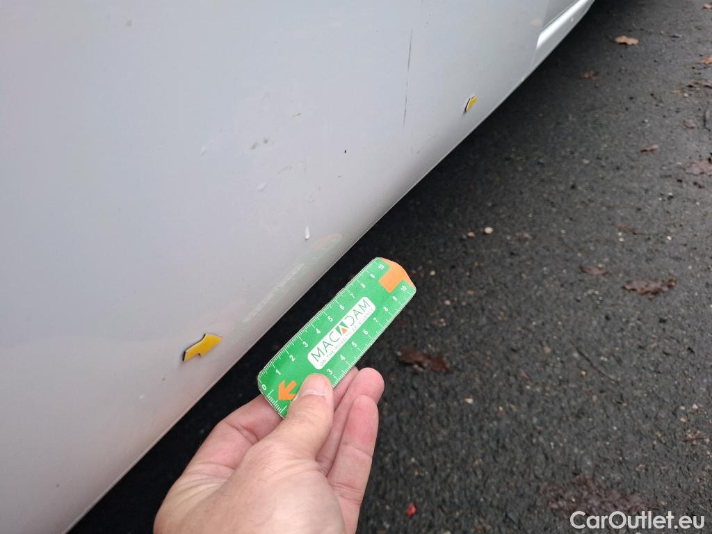  Renault  Master  III Fourgon L3H2 3 5 Grand Confort dCi 135CV BVM6 E6dT #17