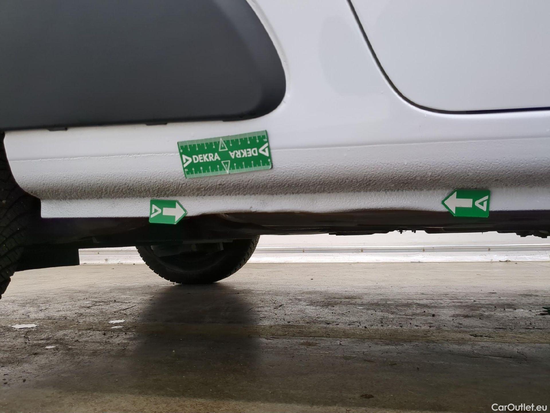  Renault  Kangoo  Express Maxi Extra (Série Spéciale) 1.5 dCi 90CV BVM5 E6 #15