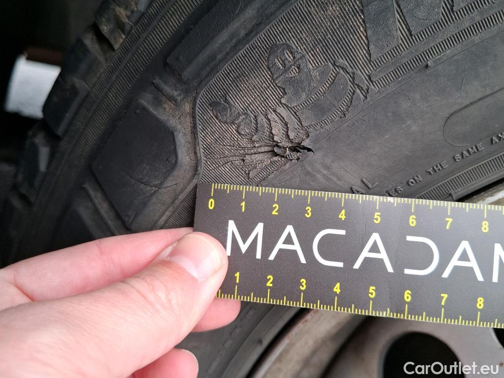  Volkswagen  Crafter VOLKSWAGEN  / 2017 / 4P / Fourgon tôlé 2.0 TDI 140 35 L4H3 Procab Business Line #31