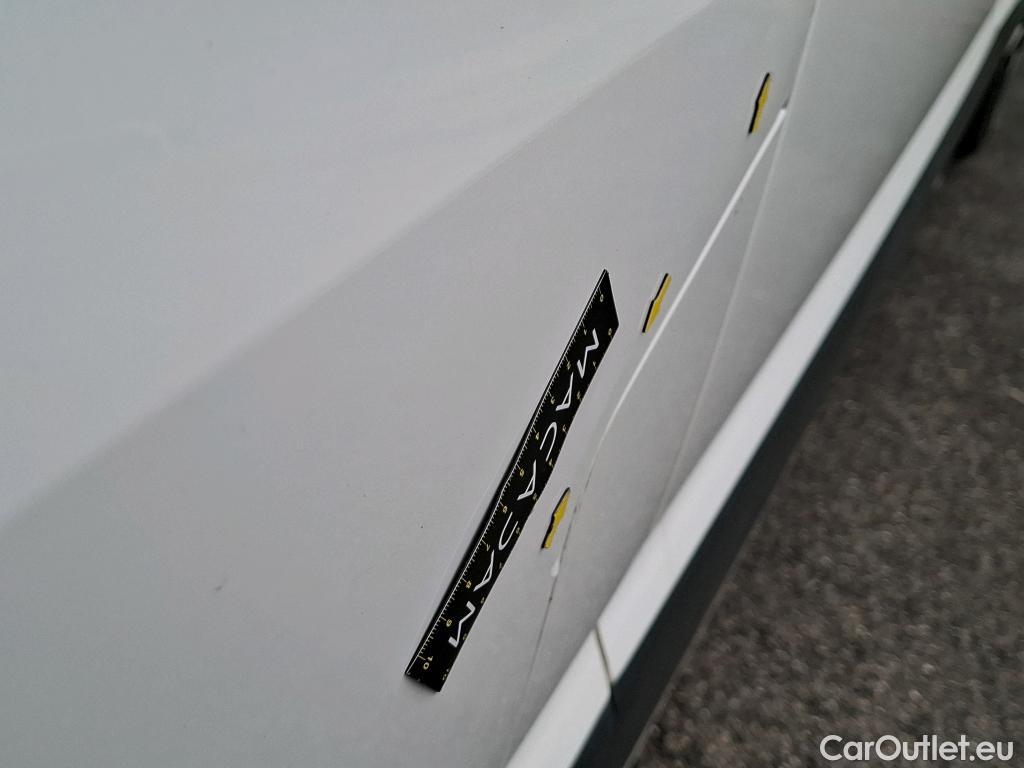  Volkswagen  Crafter VOLKSWAGEN  / 2017 / 4P / Fourgon tôlé 2.0 TDI 140 35 L4H3 Procab Business Line #64