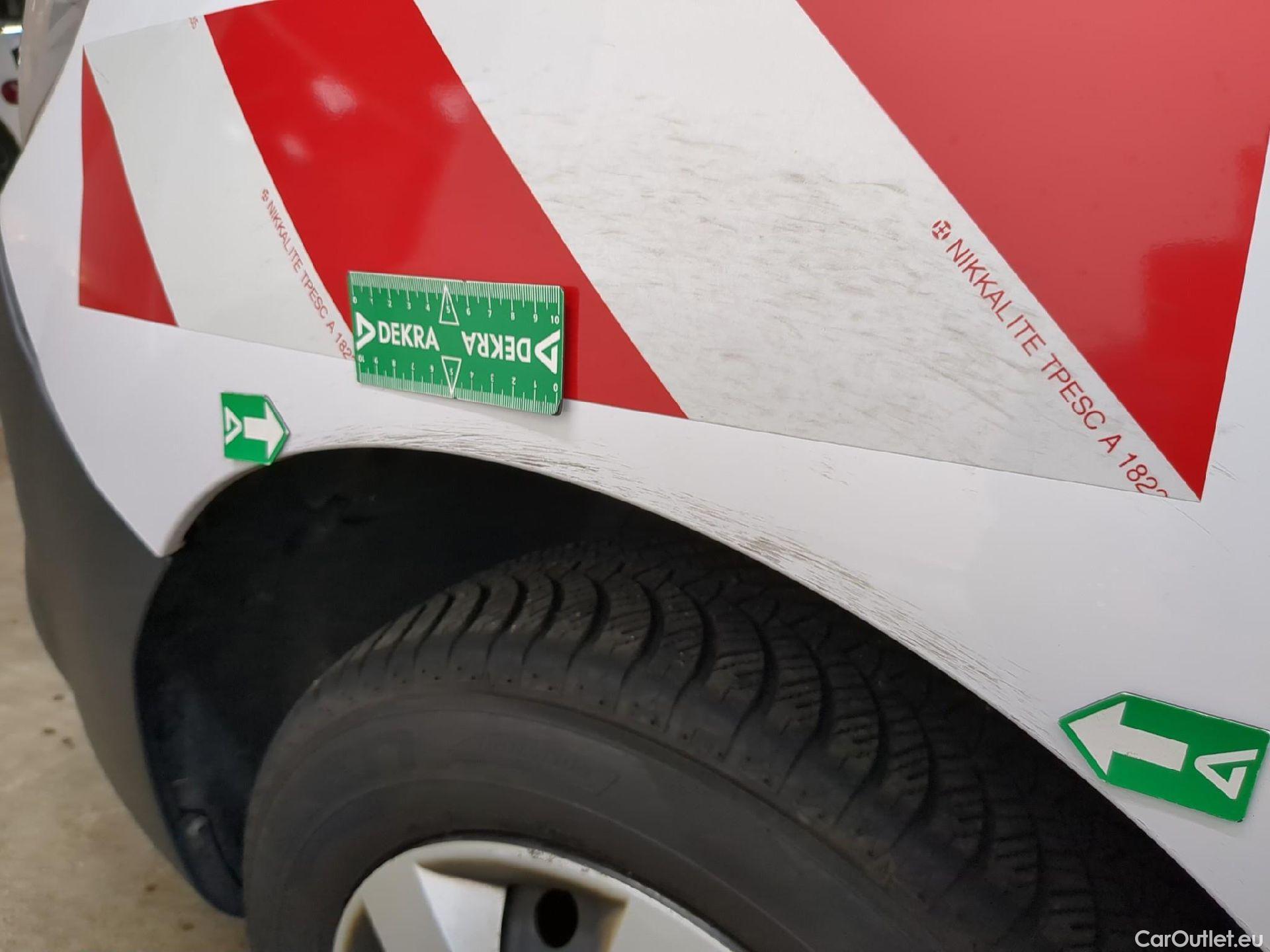  Renault  Kangoo  Express Maxi Extra (Série Spéciale) 1.5 dCi 90CV BVM5 E6 #37