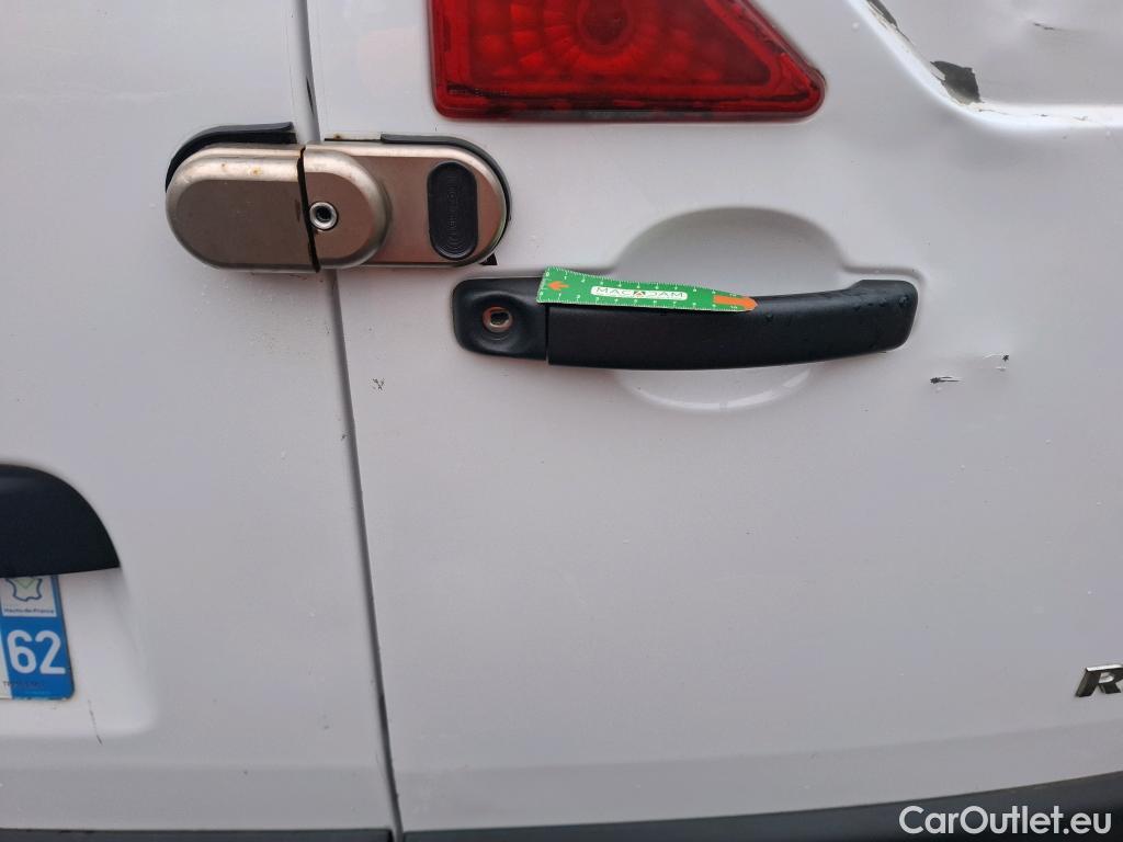  Renault  Master  III Fourgon L3H2 3 5 Grand Confort dCi 135CV BVM6 E6dT #40