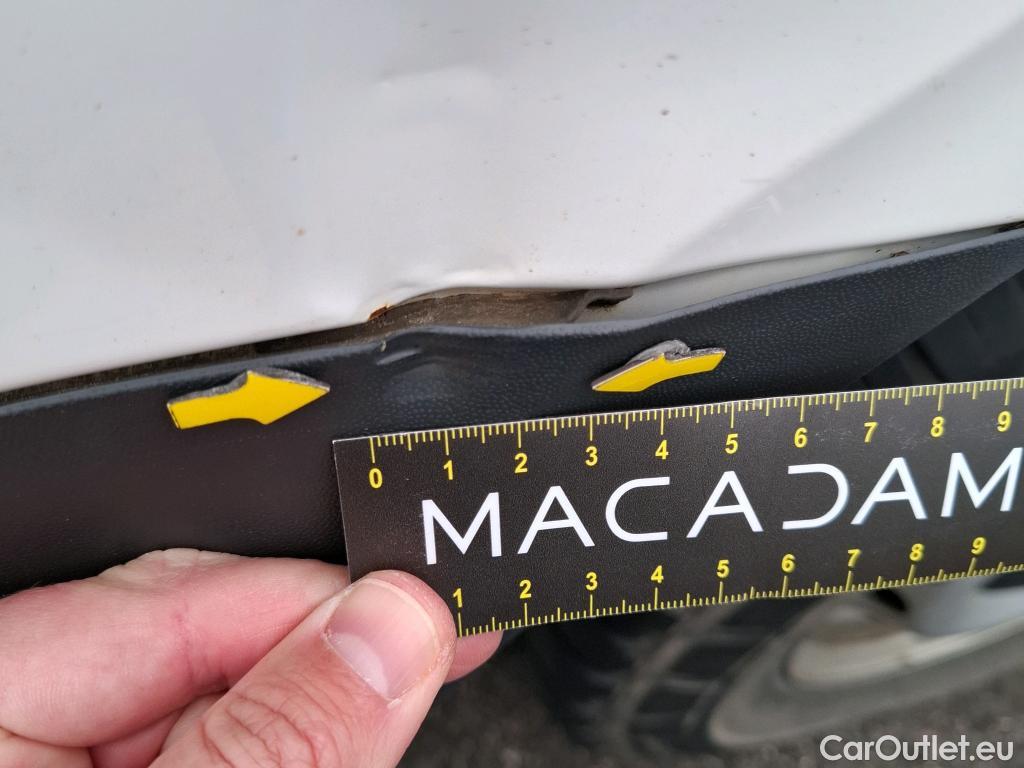  Volkswagen  Crafter VOLKSWAGEN  / 2017 / 4P / Fourgon tôlé 2.0 TDI 140 35 L4H3 Procab Business Line #76