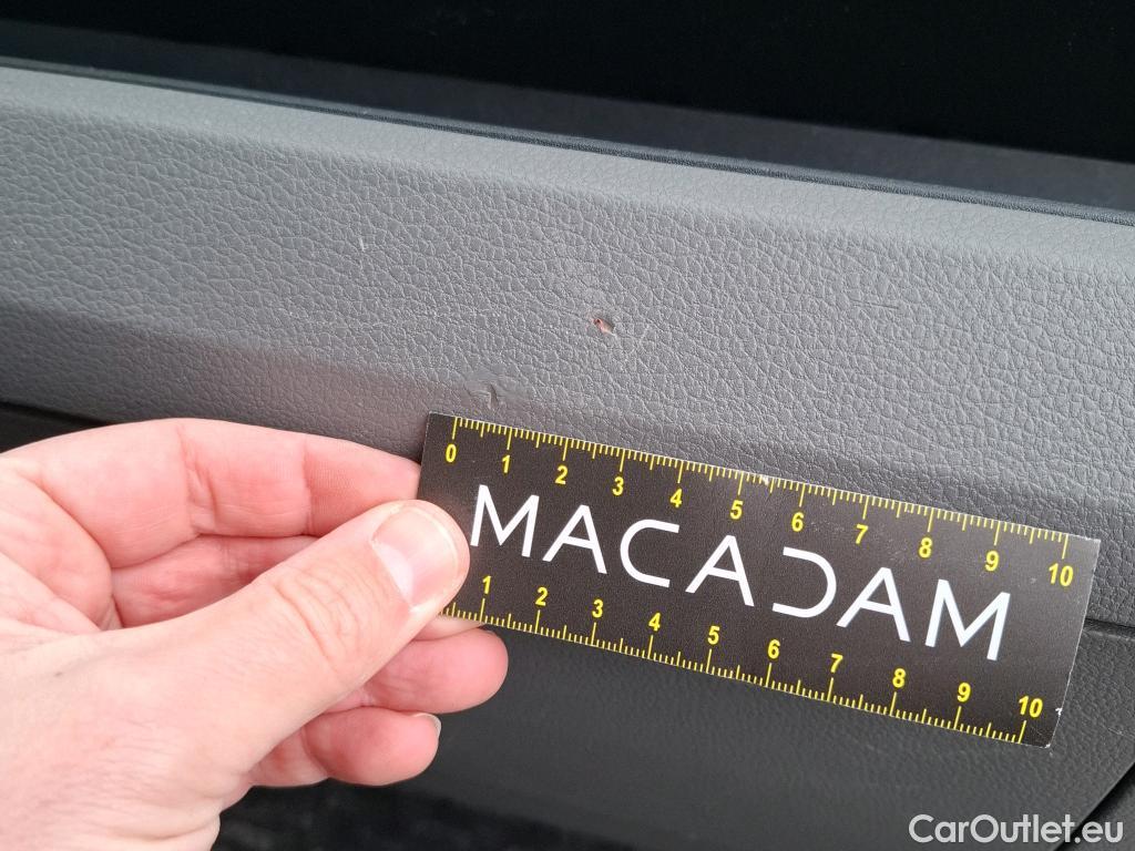  Volkswagen  Crafter VOLKSWAGEN  / 2017 / 4P / Fourgon tôlé 2.0 TDI 140 35 L4H3 Procab Business Line #92