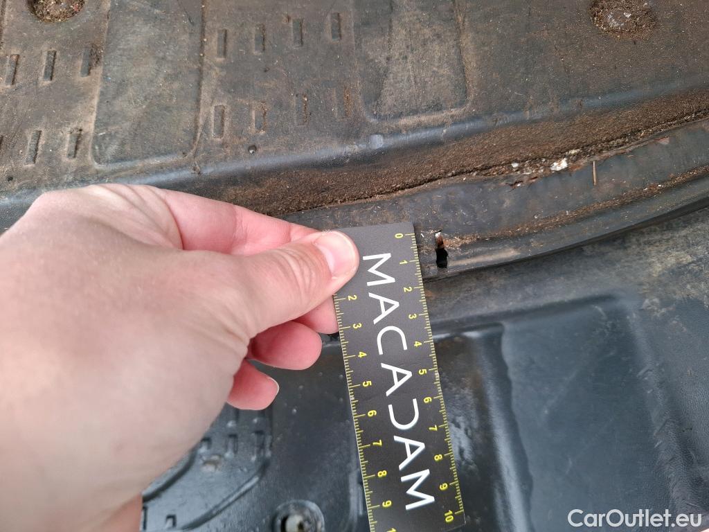  Volkswagen  Crafter VOLKSWAGEN  / 2017 / 4P / Fourgon tôlé 2.0 TDI 140 35 L4H3 Procab Business Line #68