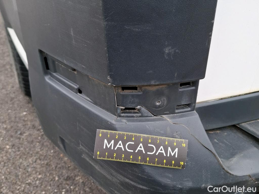  Volkswagen  Crafter VOLKSWAGEN  / 2017 / 4P / Fourgon tôlé 2.0 TDI 140 35 L4H3 Procab Business Line #72