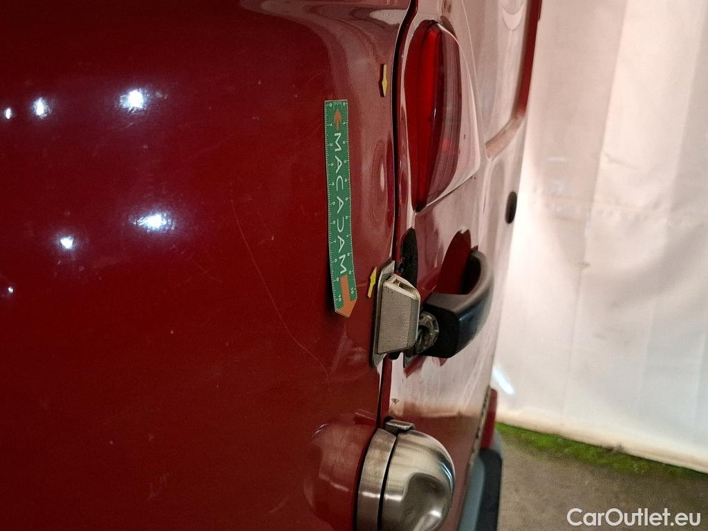  Renault  Master RENAULT  VU 4p Fourgon FG GCf Trac F3500 L3H2 dCi 130 Euro6 #17