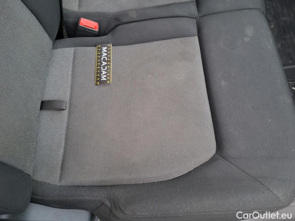  Volkswagen  Crafter VOLKSWAGEN  / 2017 / 4P / Fourgon tôlé 2.0 TDI 140 35 L4H3 Procab Business Line #82