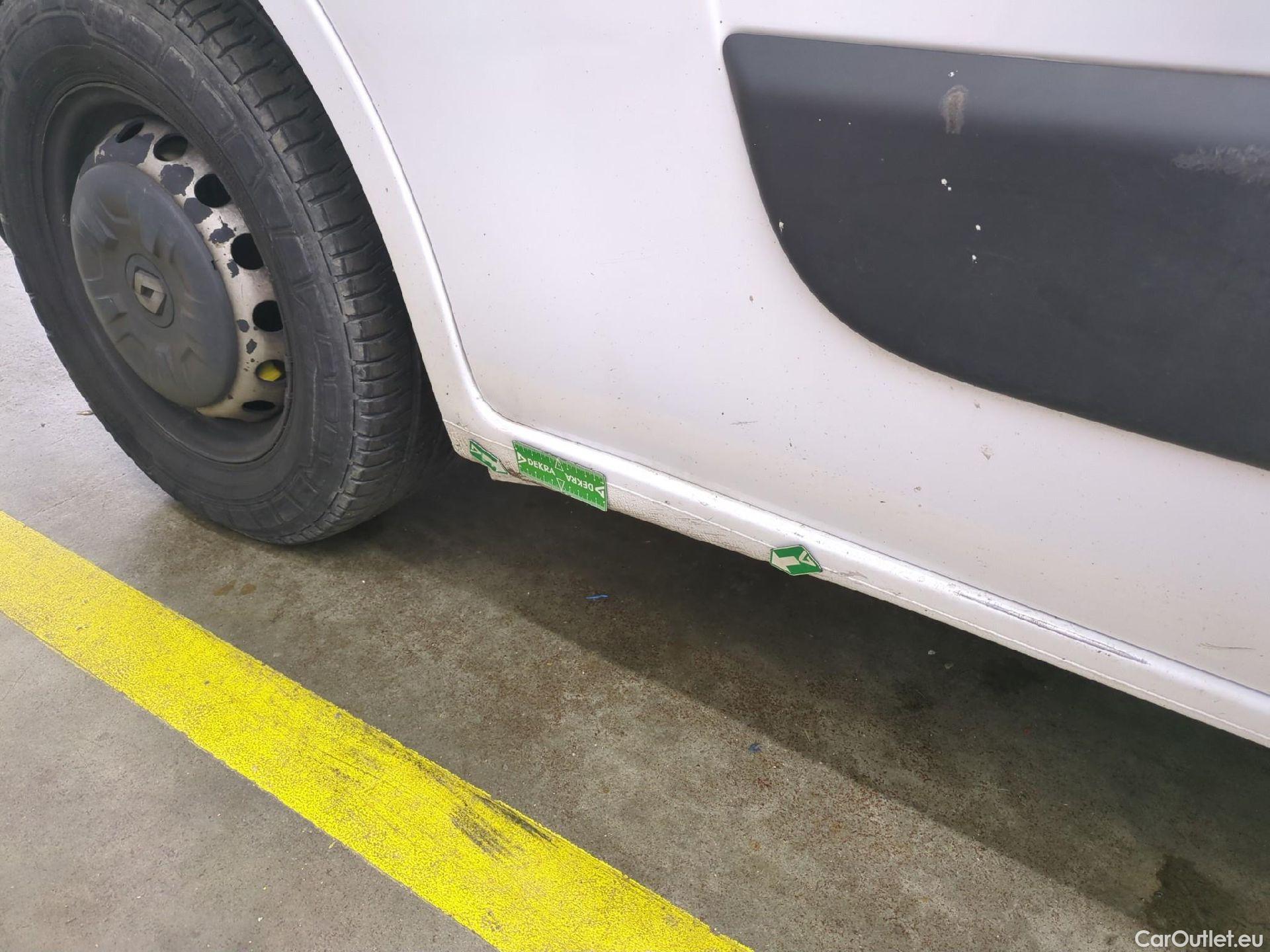  Renault  Master  benne dble cabine L3H1 3 5t 2.3 dCi 130CV BVM6 E6 #42