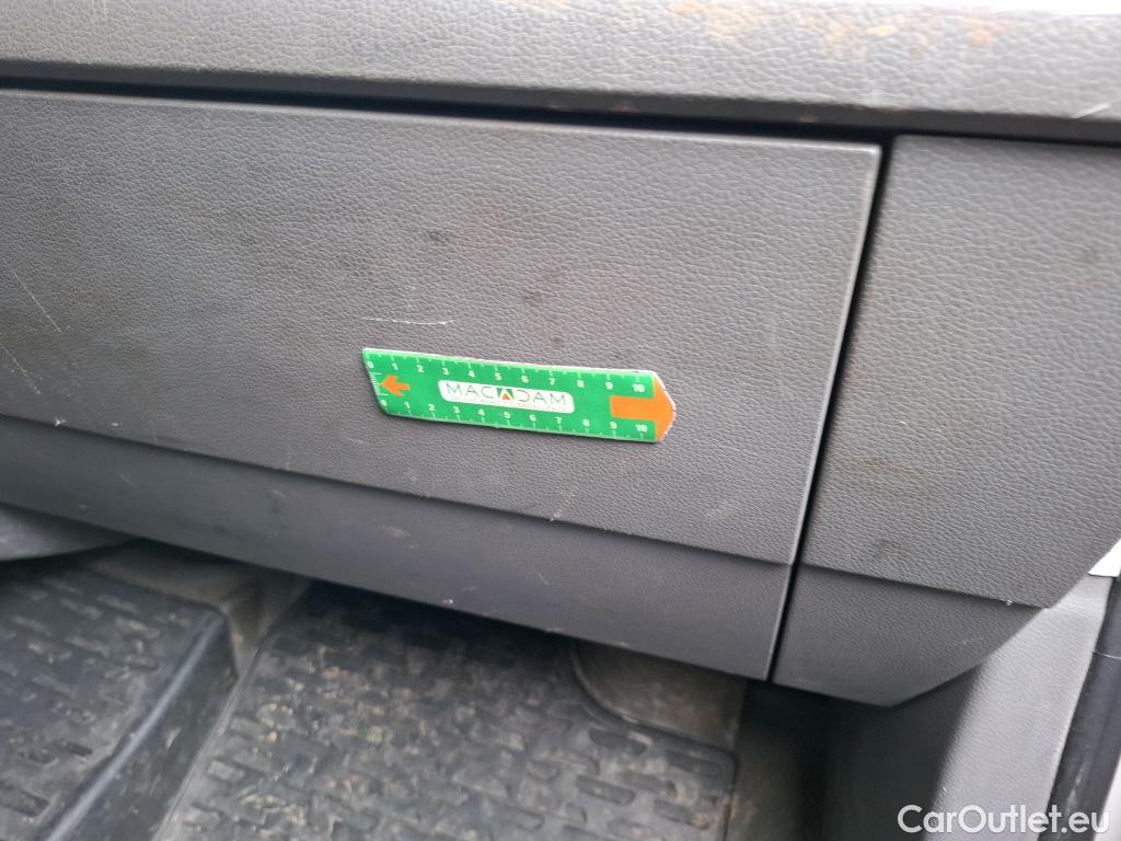  Volkswagen  Crafter VOLKSWAGEN  / 2017 / 4P / Fourgon tôlé 2.0 TDI 140 35 L4H3 Procab Business Line #63