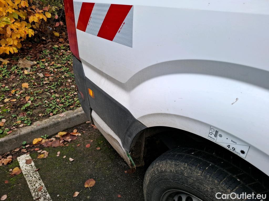  Volkswagen  Crafter VOLKSWAGEN  / 2017 / 4P / Fourgon tôlé 2.0 TDI 140 35 L4H3 Procab Business Line #56