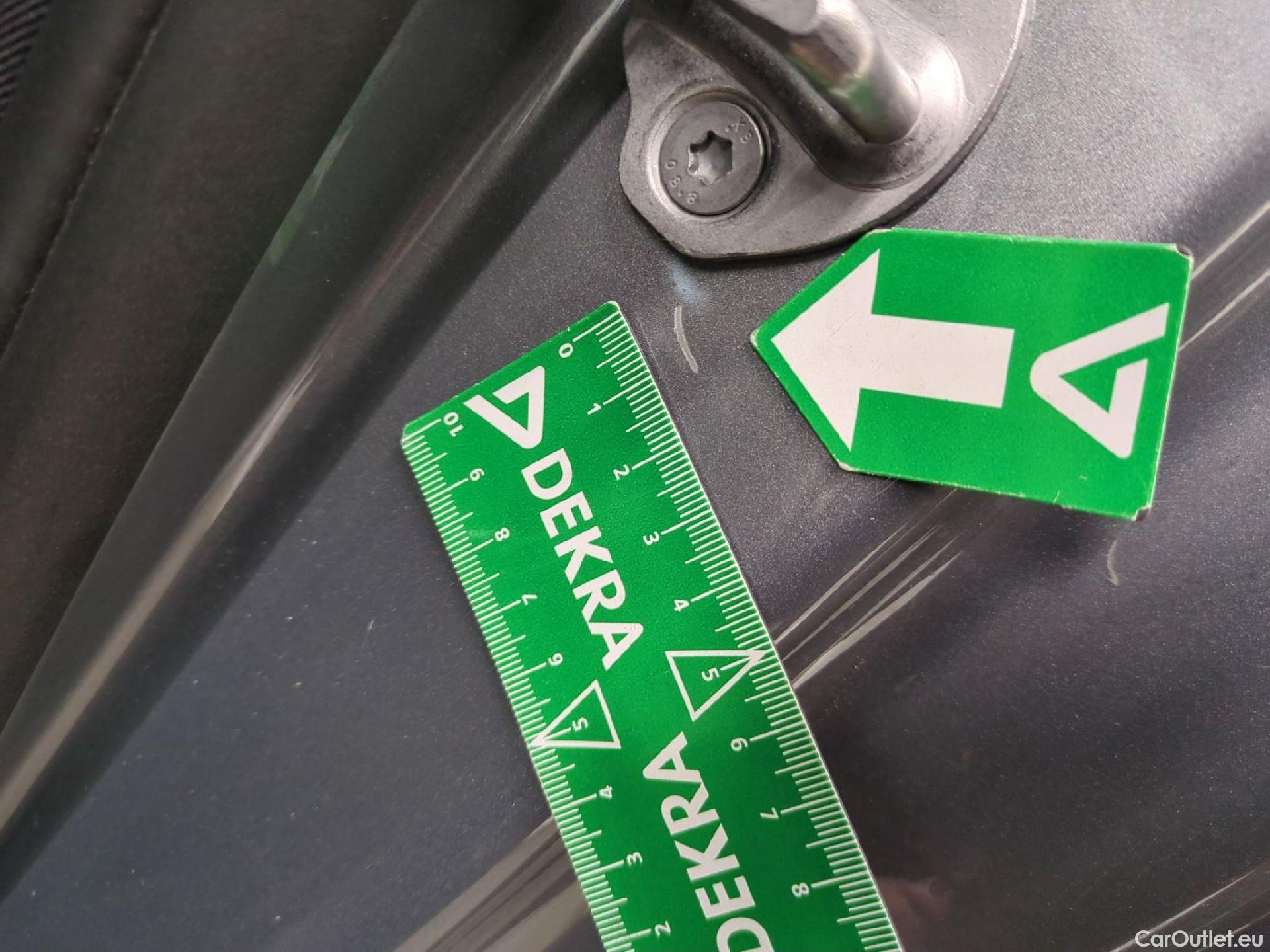  Bmw  Serie 1 1 Berline 116 d Business Design 1.5 115CV BVA7 E6d #4