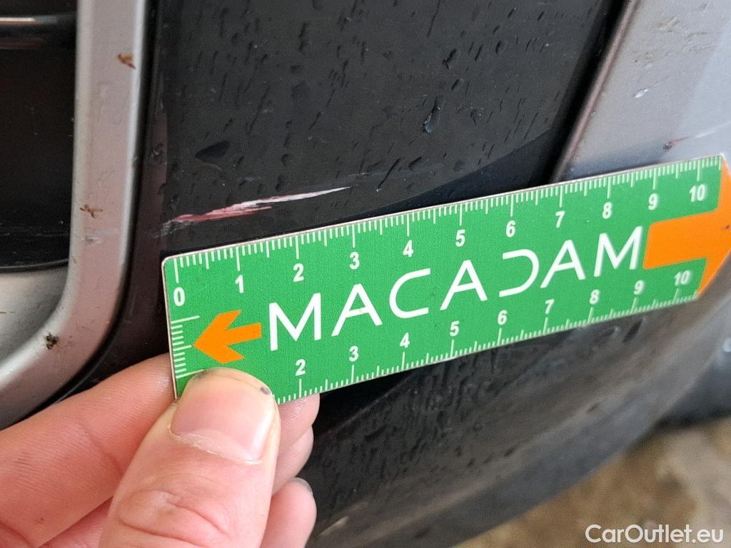  Audi  Q2 AUDI  5p UF 1.4 TFSI COD Design 5P #35