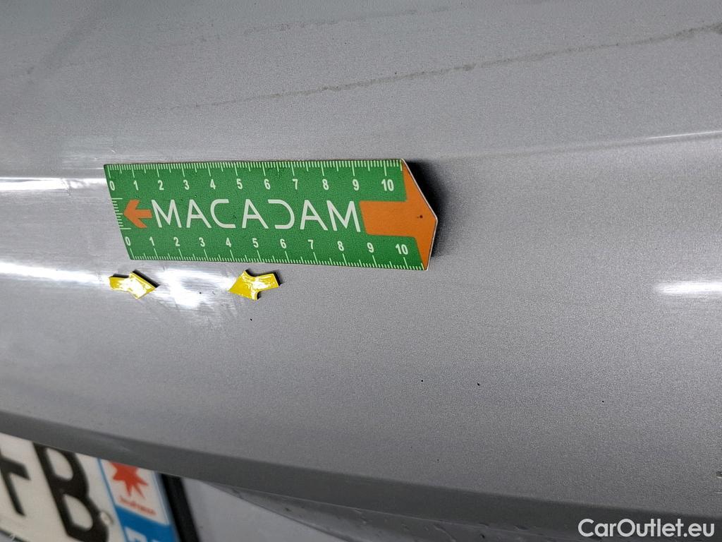  Audi  Q2 AUDI  5p UF 1.4 TFSI COD Design 5P #36